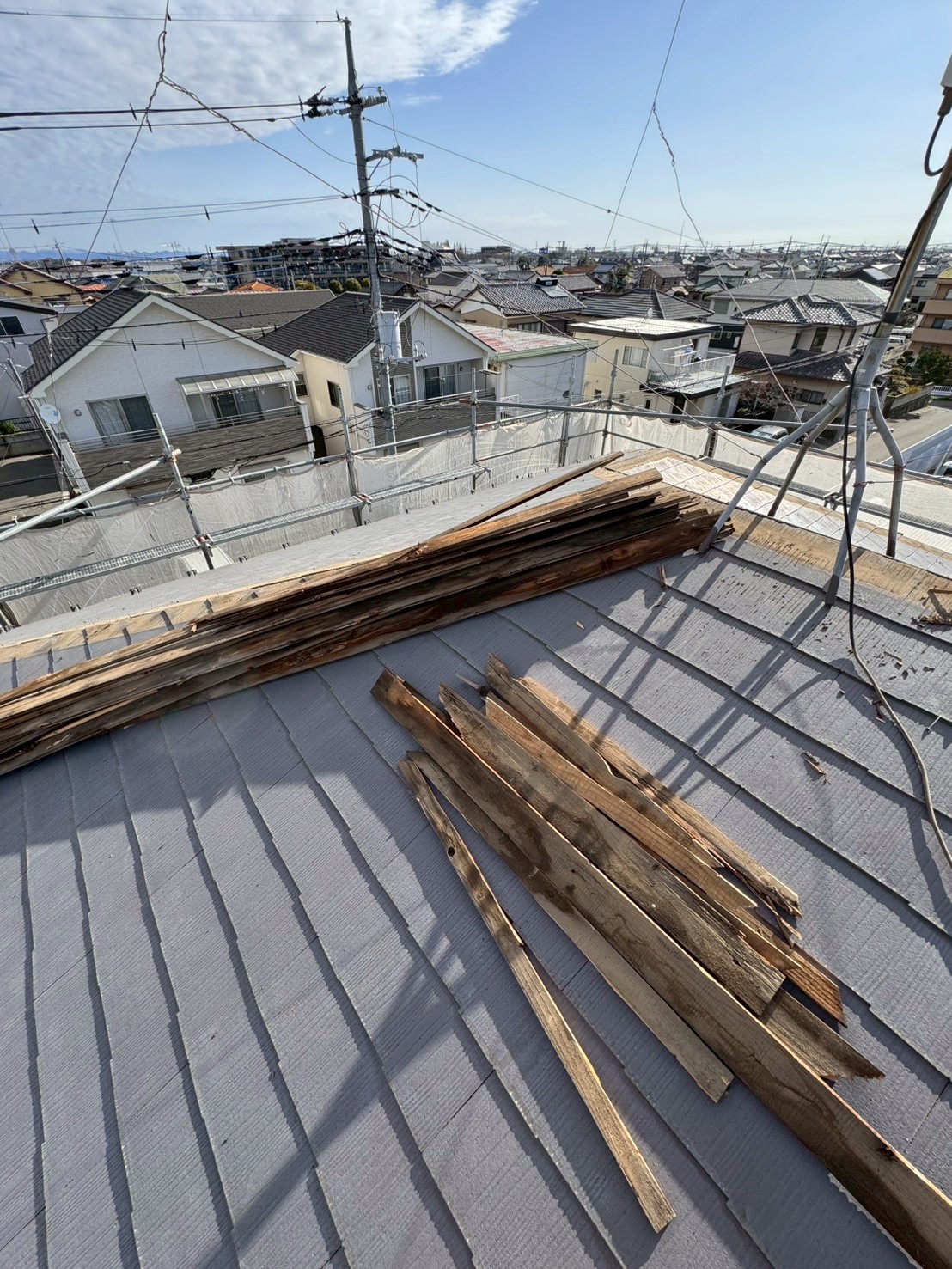 既存下地材の撤去と整理